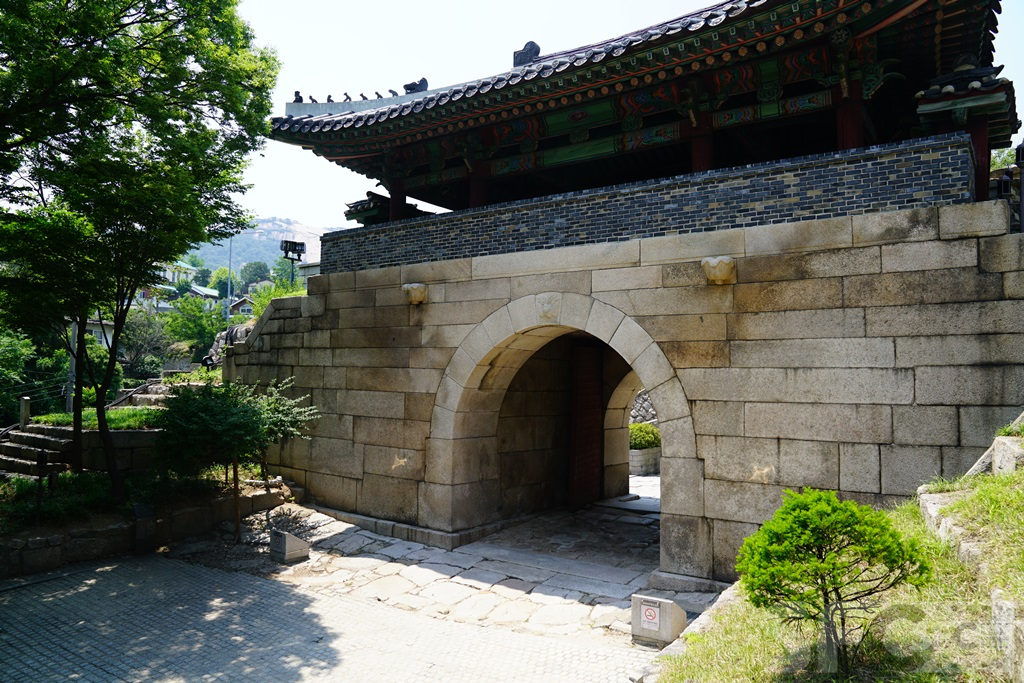 창의문