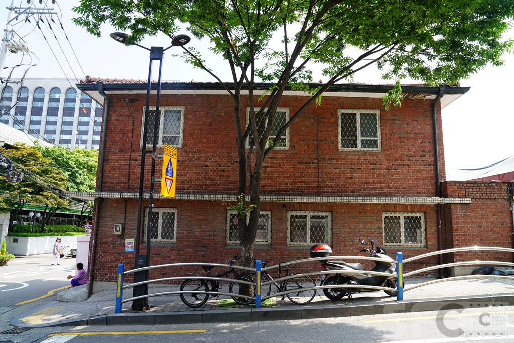 재동초등학교 앞길