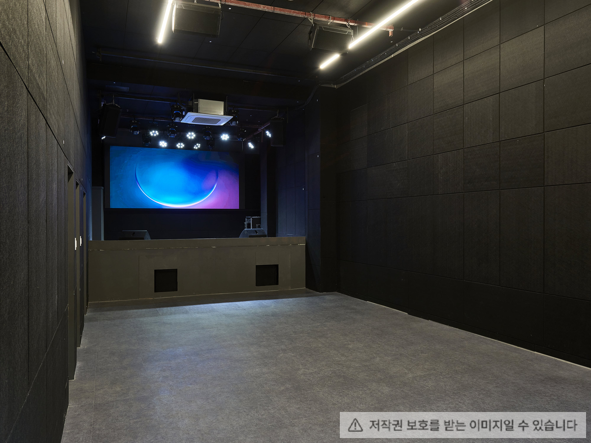 아지토 라이브 홀
