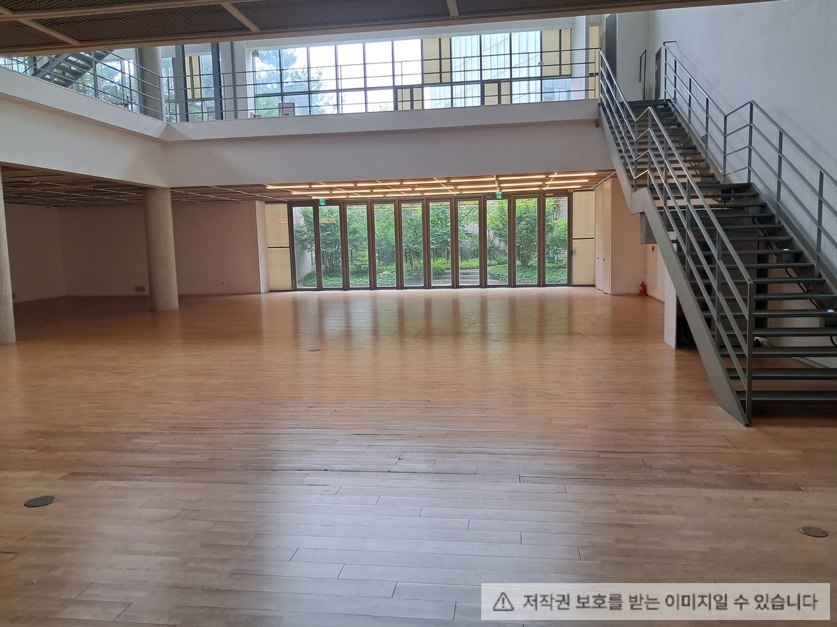 로얄 화성센터 갤러리